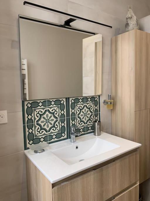 Cosy Joliette, Central, Climatise, 2 Chambres, Wifi, Garage Marseille Exterior photo